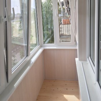 Ремонт балкона с заменой окон